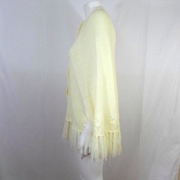 Vintage English Village Poncho Sweater Ivory Acrylic Button Up Fringe - Picture 2 of 5